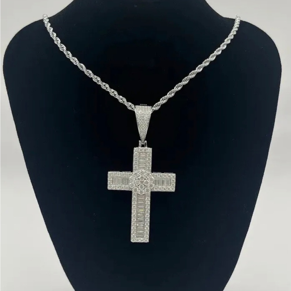 Sterling Silver Moissanite Bagauette Cross Pendant